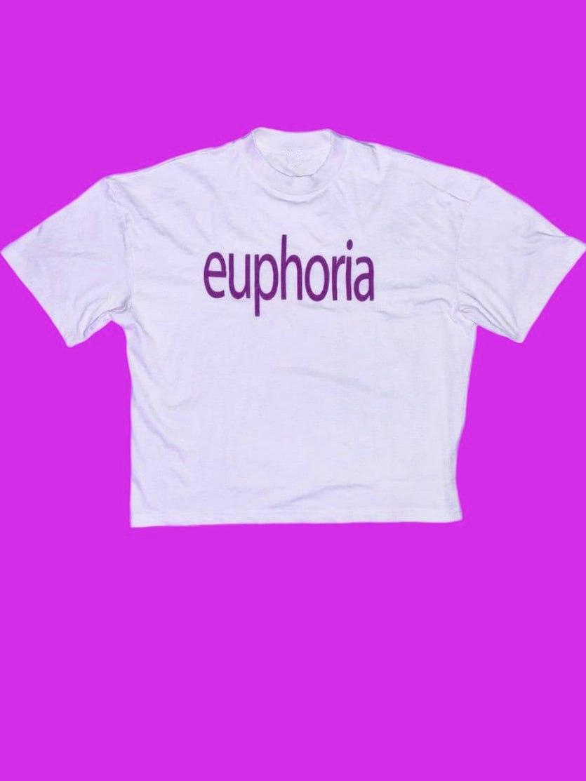 white t-shirt euphoria